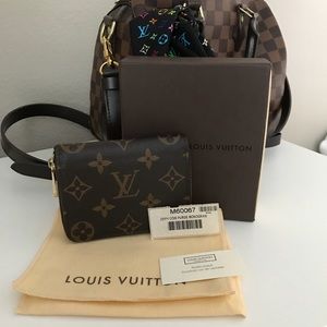 **SOLD Danielle**Louis Vuitton Zippy Coin Wallet